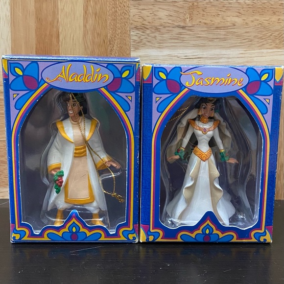 Vintage 1997 Disney Aladdin & Jasmine Grolier First Issue Christmas Ornament - Picture 1 of 12